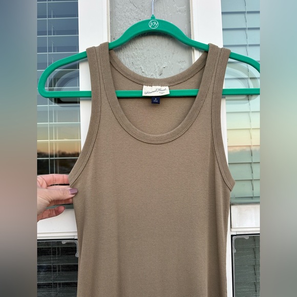🔥 Universal Threads Tan Ribbed Maxi Dress - Picture 4 of 6